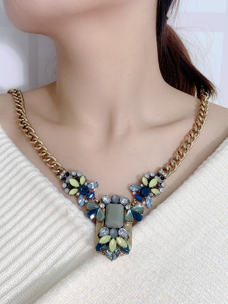 Vintage Ethnic Style Gem Stone - Ethnic Fashion Magazine ulasan dan harga