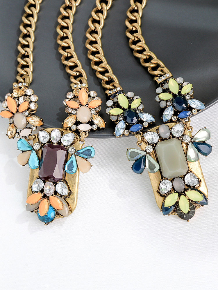 Vintage Ethnic Style Gem Stone - Ethnic Fashion Magazine ulasan dan harga