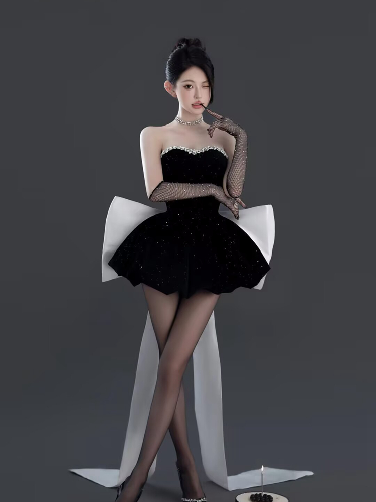 Elegant Black Photography Cost - Ethnic Fashion Studio ulasan dan harga